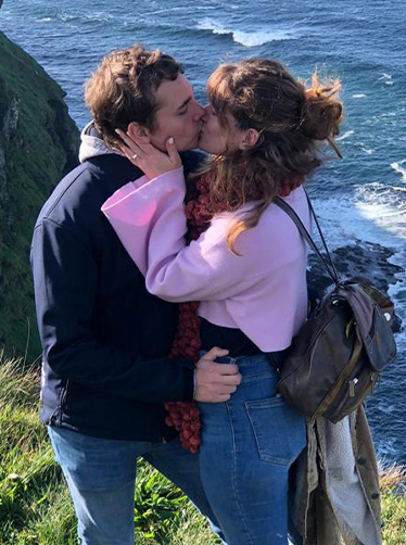 porträtdetailbleistiftundkohle_illumerle_portraitvonfotovorlage_fotoporträt